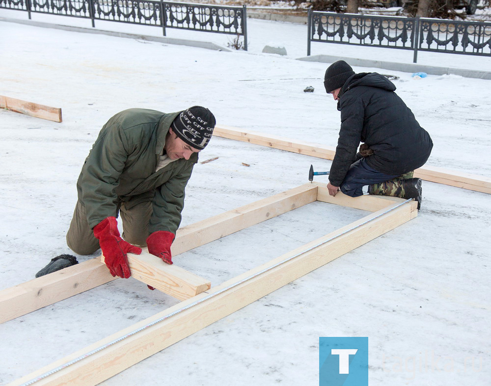 В Нижнем Тагиле строится ледовый городок