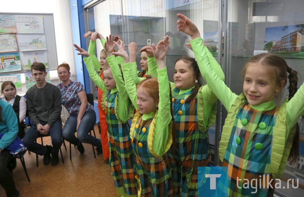  Подведение итогов конкурса детского творчества к юбилею Дзержинского района