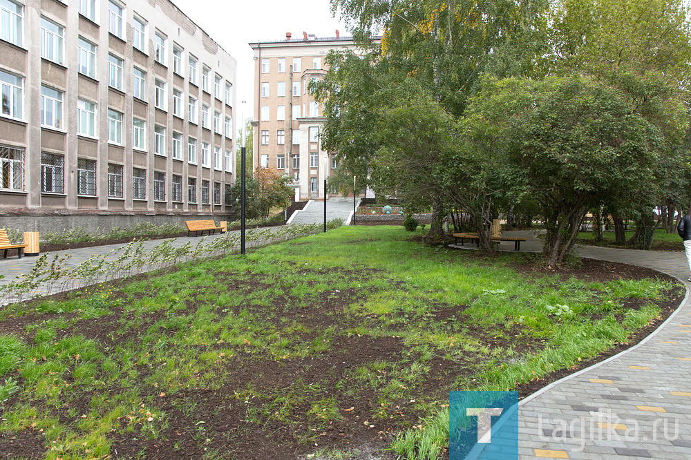 В Год медицинского работника в Нижнем Тагиле открыта аллея, посвященная всем поколениям тагильских врачей