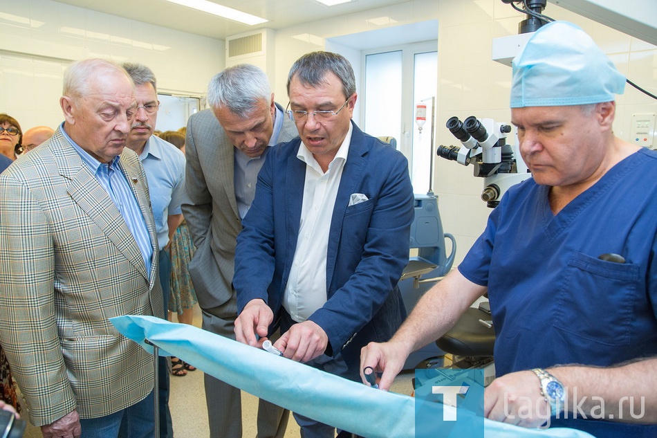 Микрохирургия глаза. Открылось операционное отделение.