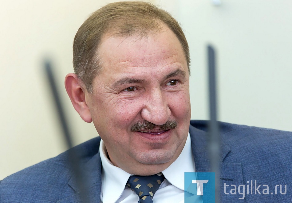 Депутаты не хотели, чтобы Владимир Радаев ушел из гордумы.