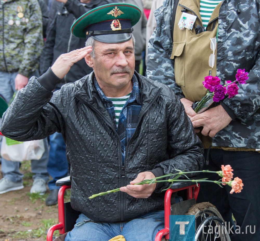 В парке Победы открыли монумент пограничникам