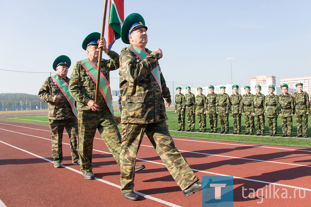 В школе №100 Нижнего Тагила открылся кадетский класс