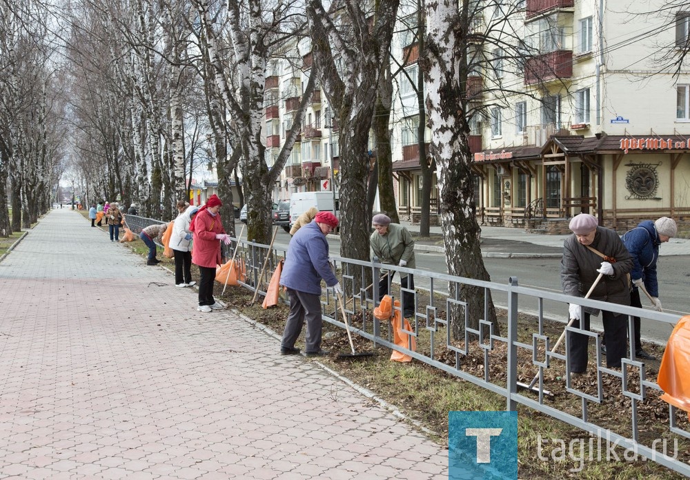 Ветераны на субботнике. 07.08.2018.