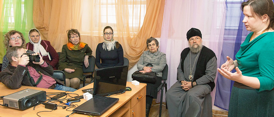 Каждому ребенку - жизнь и семью.