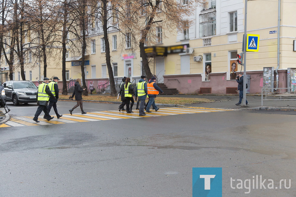 В Нижнем Тагиле комиссия принимает в эксплуатацию еще две дороги, отремонтированные в рамках национального проекта