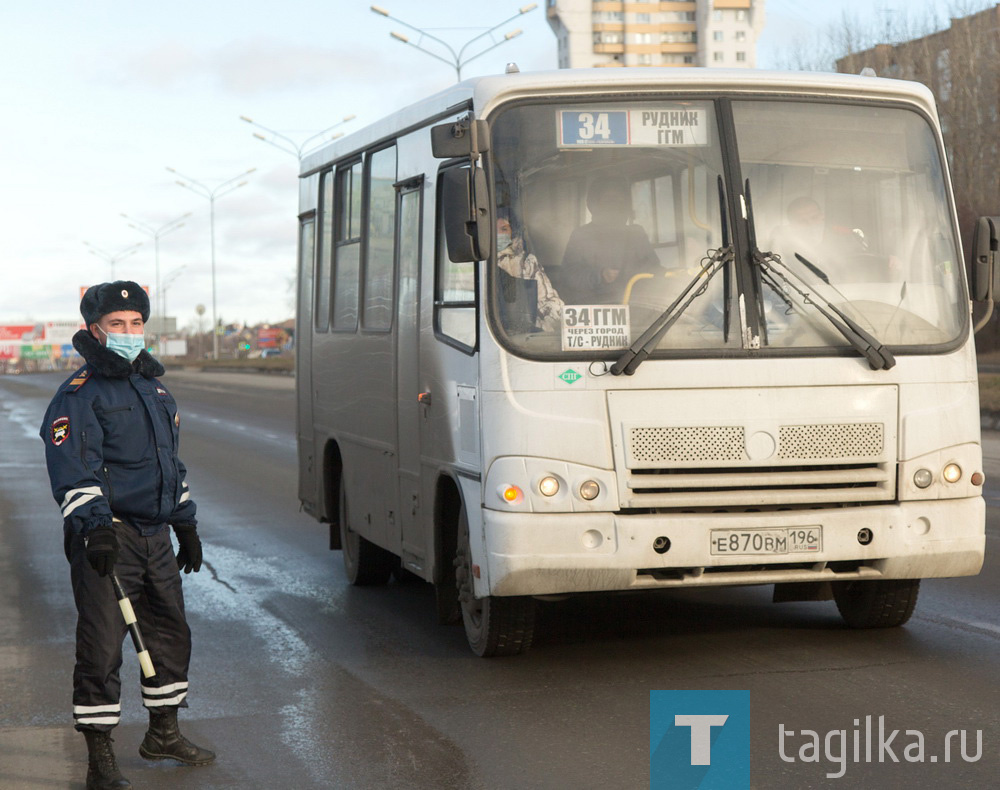 В Нижнем Тагиле началась проверка соблюдения масочного режима в общественном транспорте