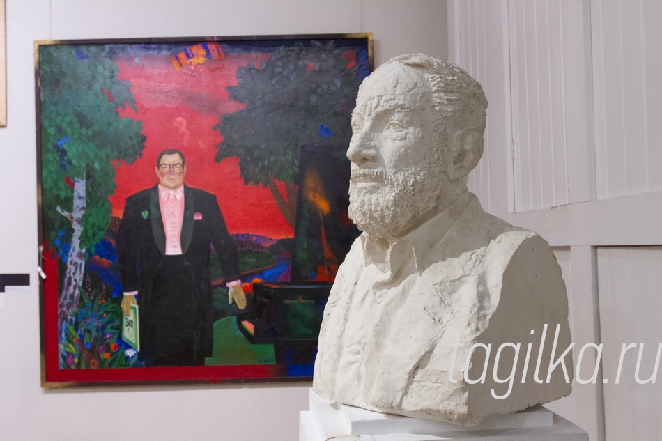 Музей ИЗО.Праздник в храме искусства.

Савастюк О.М."Портрет народного артиста Николая Петрова".
Баранов Л.М "Савастюк".
