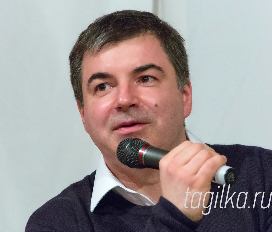 Школьникам и студентам ученый с мировым именем дал единственный совет: «Не слушать никаких советов, выбирать свой путь, и следовать к своей цели и это обязательно даст результаты».