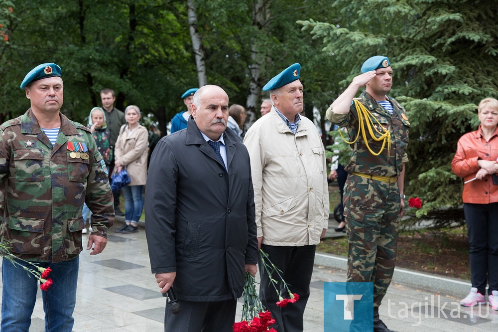 В Тагиле отмечают День ВДВ