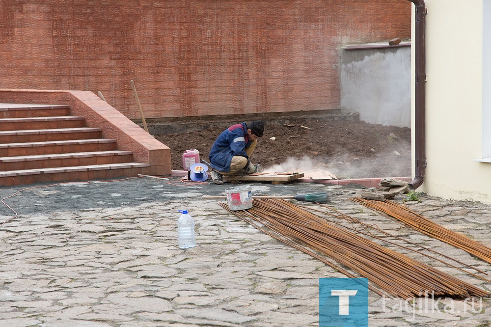 Объезд объектов Ленинского района Главой города