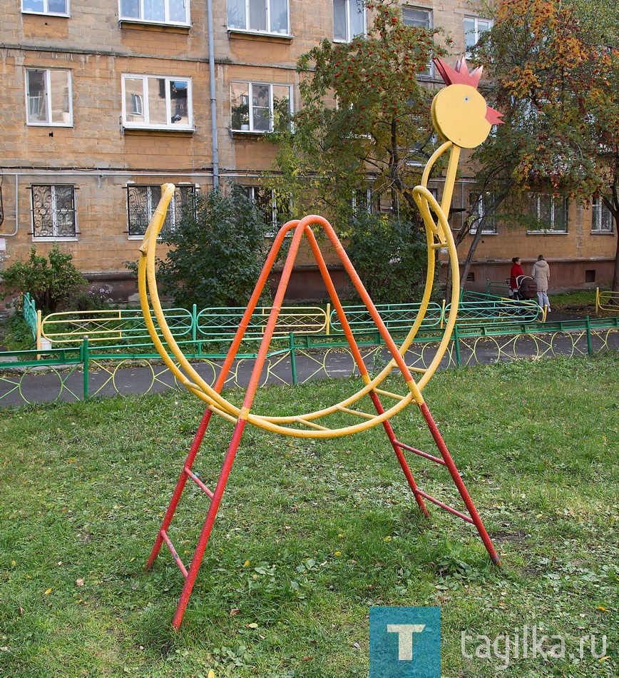 Детская площадка. Ленина 71