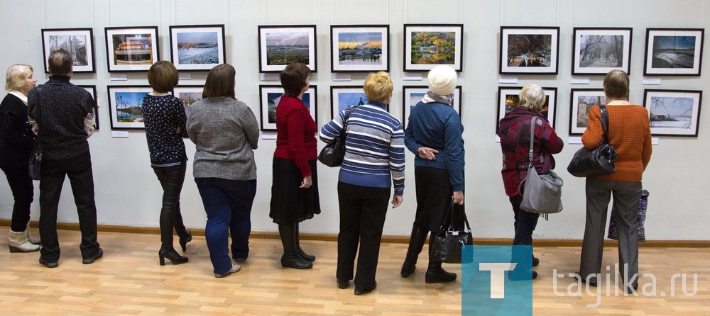 Шел по Нижнему Тагилу фотограф…