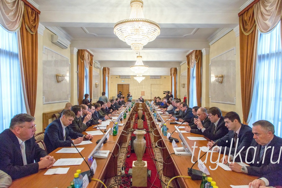 Собрание промышленников и предпринимателей.