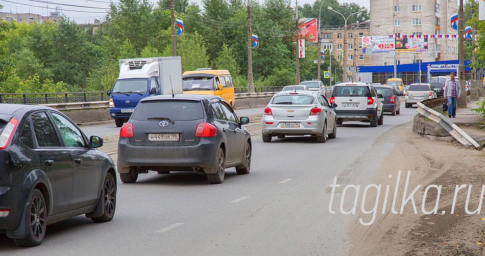 Временный мост построят к 10 ноября. Т.Р.от 21. 07.2015 г. 