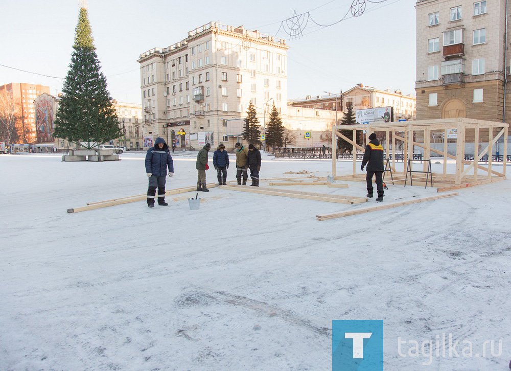 В Нижнем Тагиле строится ледовый городок