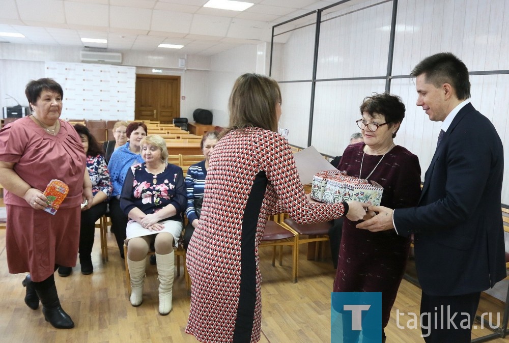 Награждение победителей конкурса "Новогодний ТОС".
