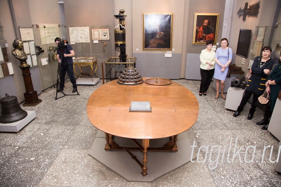 Музей истории. 300 лет медному столу