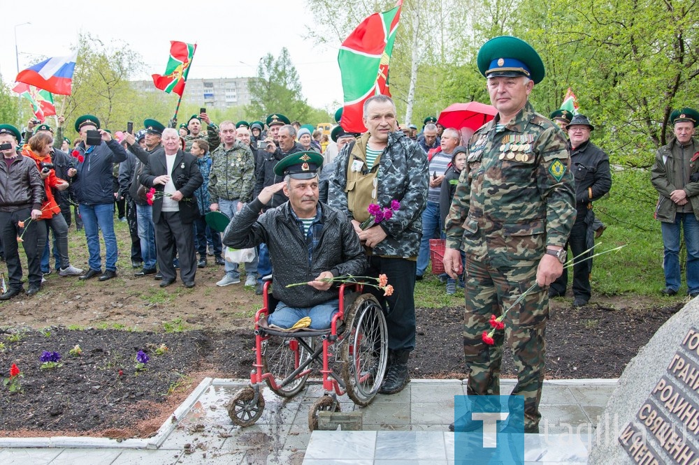 В парке Победы открыли монумент пограничникам