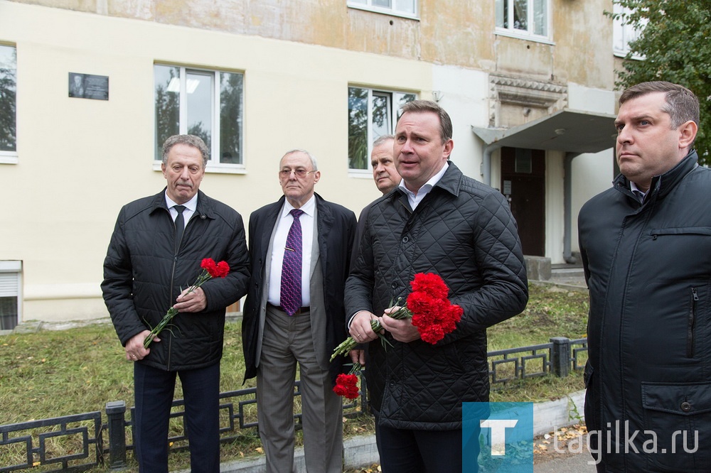 В Нижнем Тагиле установили памятную доску в честь Героя Советского Союза Анатолия Селезнева