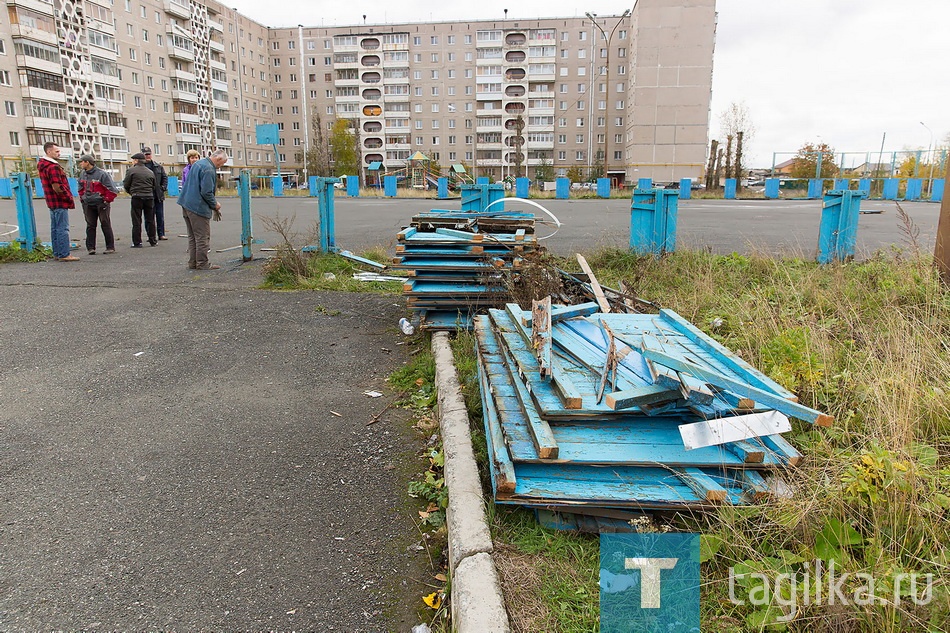 Корт на Володарского. Реконструкция.