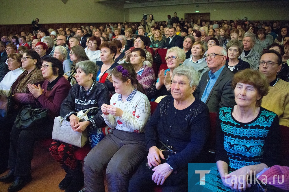 Международный день инвалидов. Городское собрание