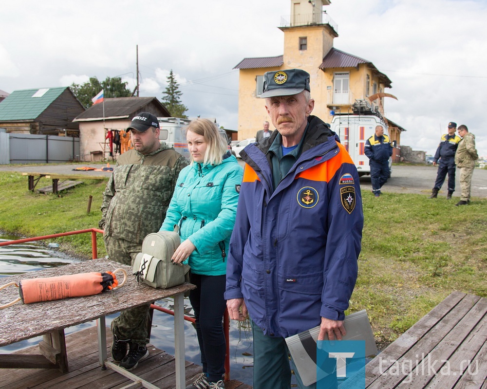 Тренировка МЧС по спасению утопающих
