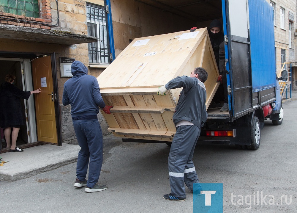 Использование нового лабораторного комплекса позволяет почти в 2 раза увеличить существующие городские лабораторные мощности, что, безусловно, дает медикам дополнительные возможности и время для предотвращения распространения заболевания.