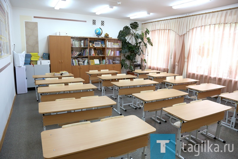 Гимназия N18 к новому учебному году.