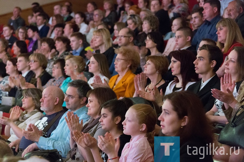 Такой праздник для талантливых ребят проходит уже в 26-й раз и за эти годы его участниками стали более 1600 школьников. Нынче на торжество были приглашены 50 учащихся с родителями, педагогами, наставниками.