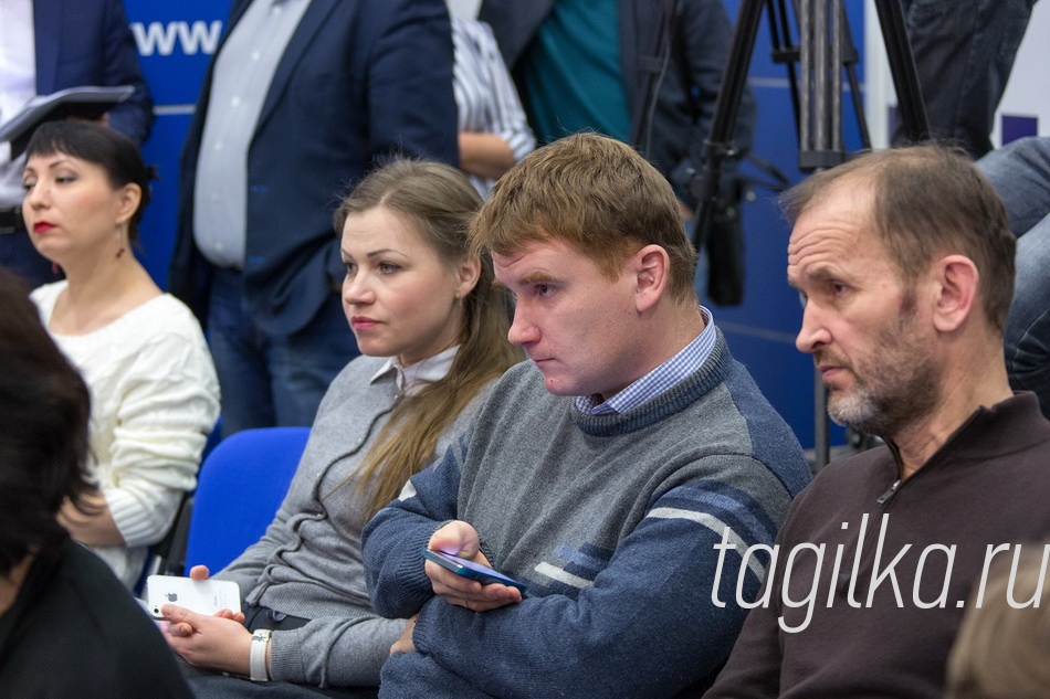 Сергей Носов провел пресс-конференцию для журналистов областных и городских СМИ