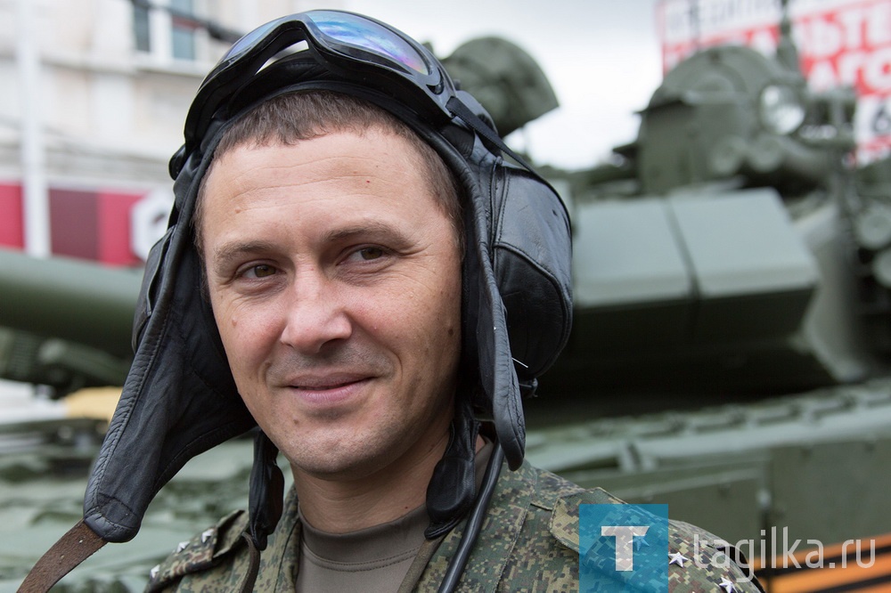 Все готово к началу прохождения военной техники по главной улице города