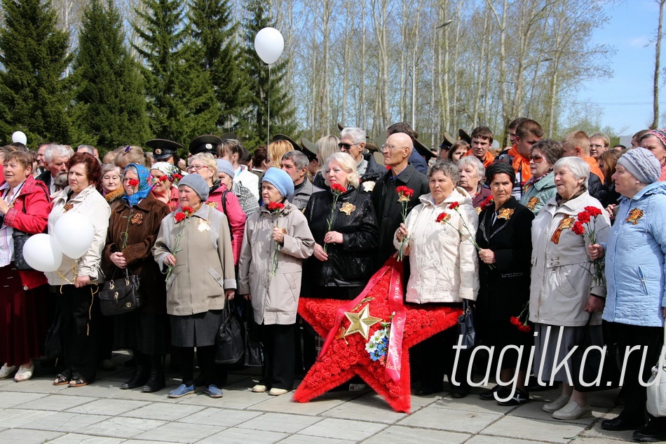 Великой Победе – 70 лет! Мемориал центрального городского кладбища «Рогожино»