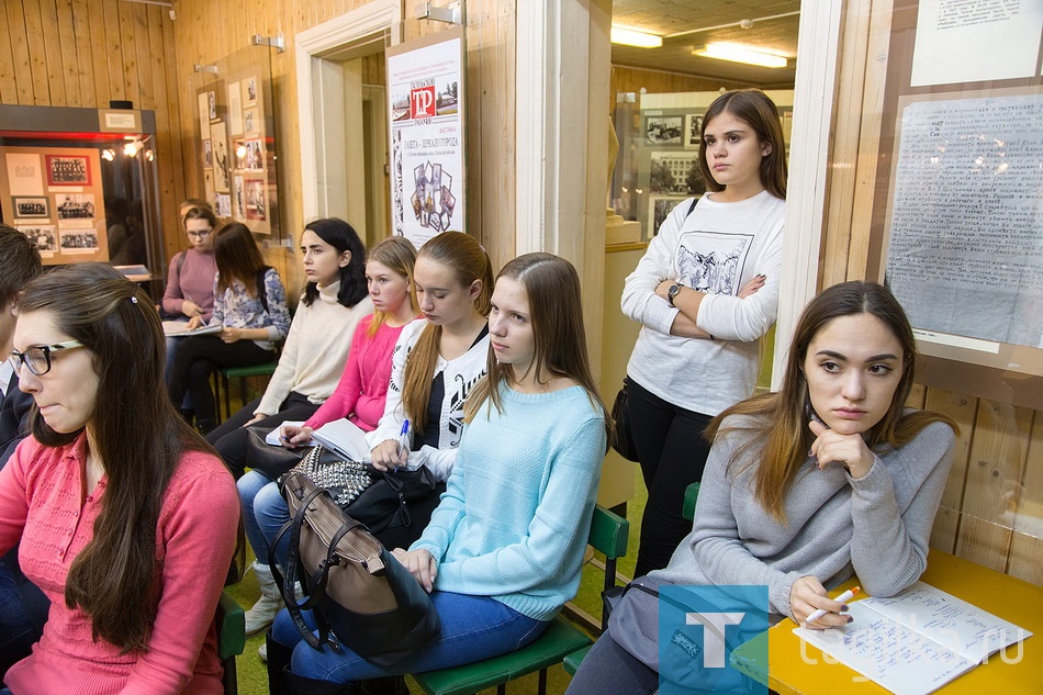 Слушатели факультета печати в музее А.П. Бондина.
