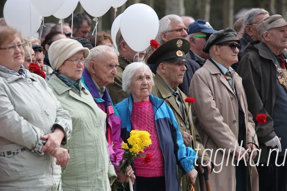 Великой Победе – 70 лет! Мемориал центрального городского кладбища «Рогожино»