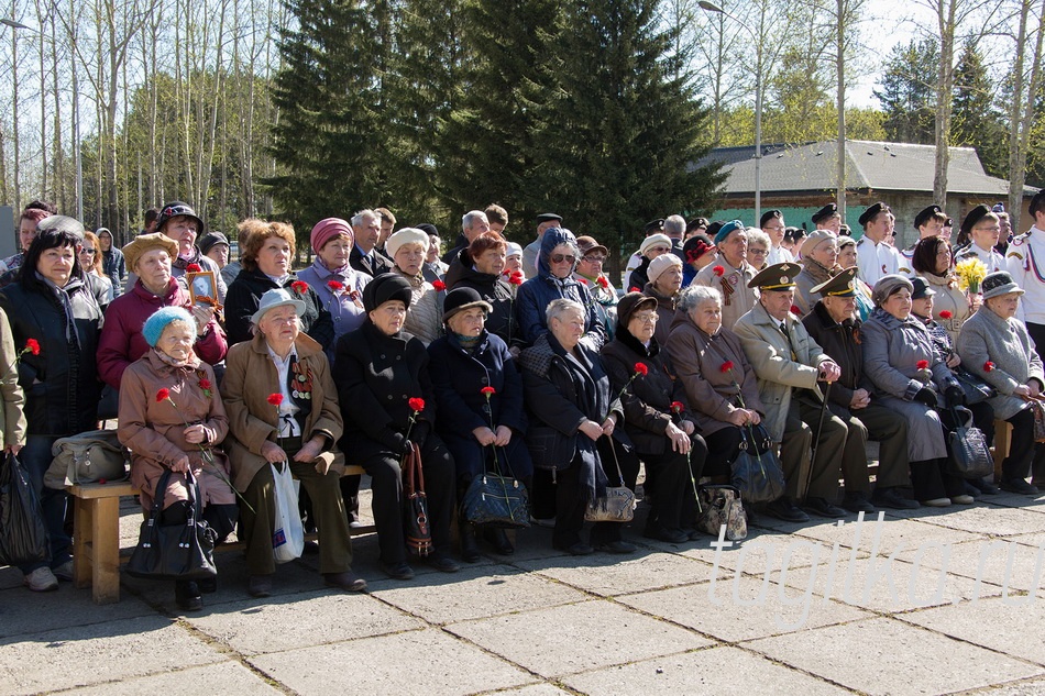 Митинг на мемориале центрального городского кладбища «Рогожино»