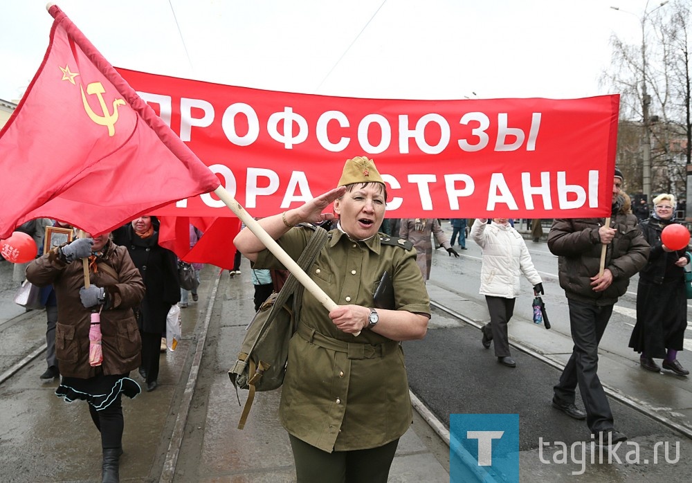 Праздничное шествие тагильчан в честь 72-летия Великой Победы.