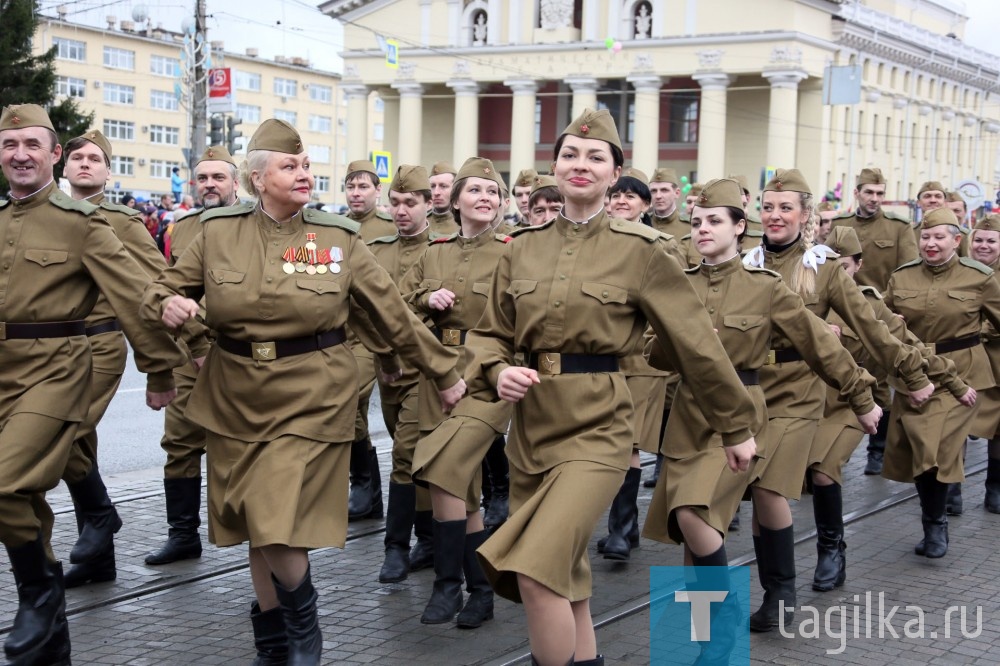 Сегодня Нижний Тагил вместе со всей страной отмечает День Победы