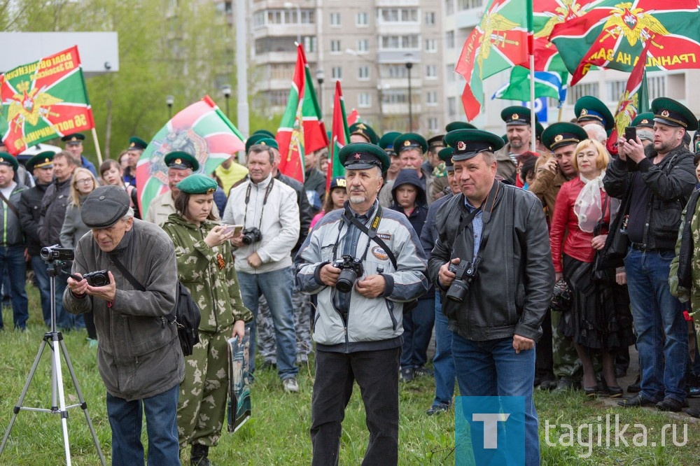 В парке Победы открыли монумент пограничникам