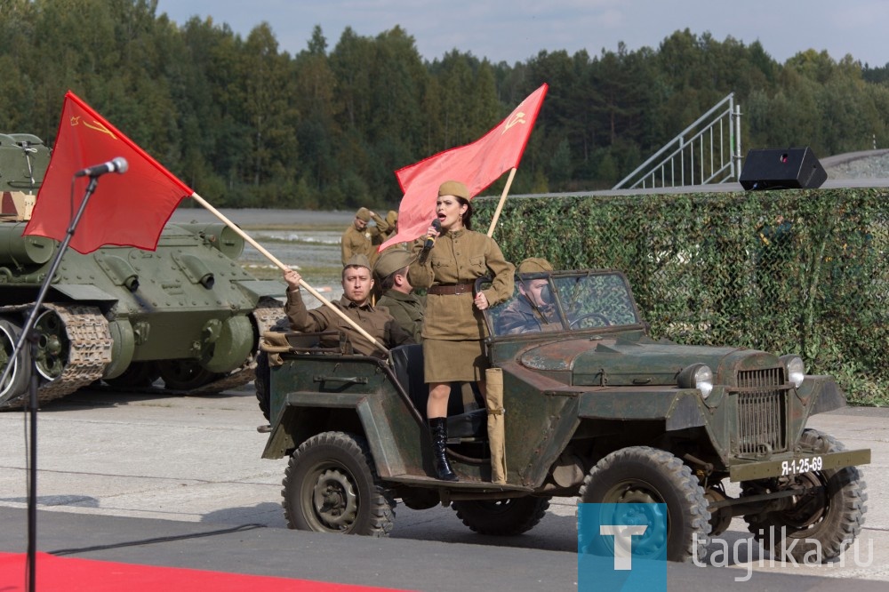 В Нижнем Тагиле отмечают День танкиста