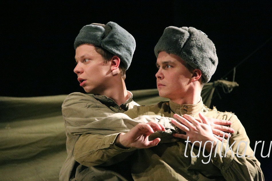 «Возьмемся за руки, друзья…». Спектакль «Будь здоров, школяр»