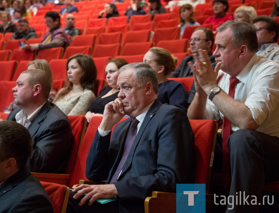 Сегодняшнее предварительное партийное голосование «Единой России» собрало представителей различных возрастов, профессий и сфер деятельности