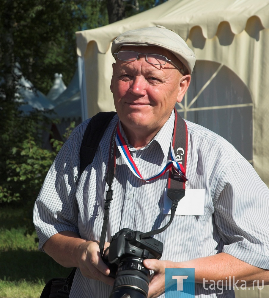 Отметил свой 75-летний юбилей известный в Нижнем Тагиле фотограф Николай Васильевич АНТОНОВ