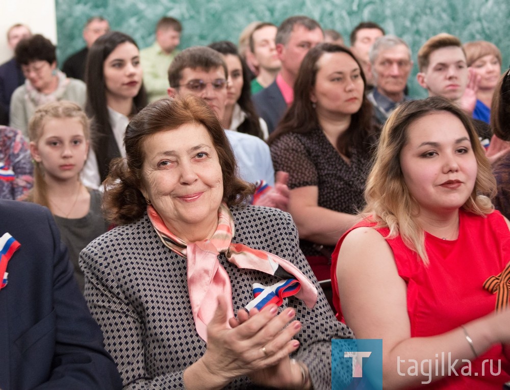 С Днём местного самоуправления!