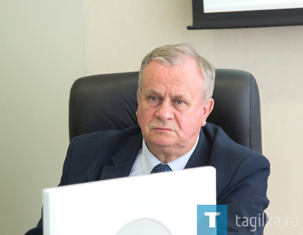 Глава Нижнего Тагила Владислав Пинаев отчитался перед депутатами городской думы