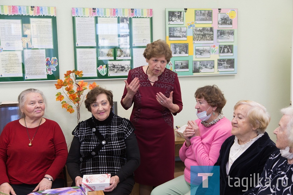 «Дом окнами в детство»