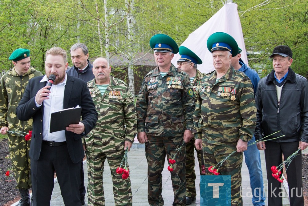 В парке Победы открыли монумент пограничникам