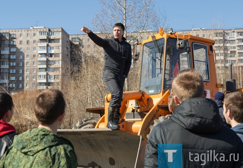 Субботник в парке Народный