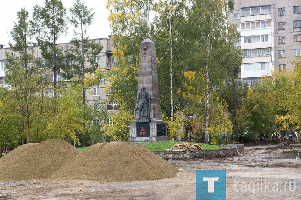 Благоустройство сквера у памятника Героям Гражданской войны