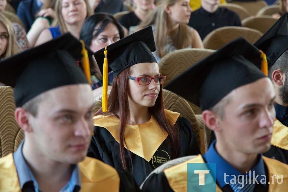 Торжественное вручение дипломов выпускникам Нижнетагильского технологического института (филиала УрФУ)